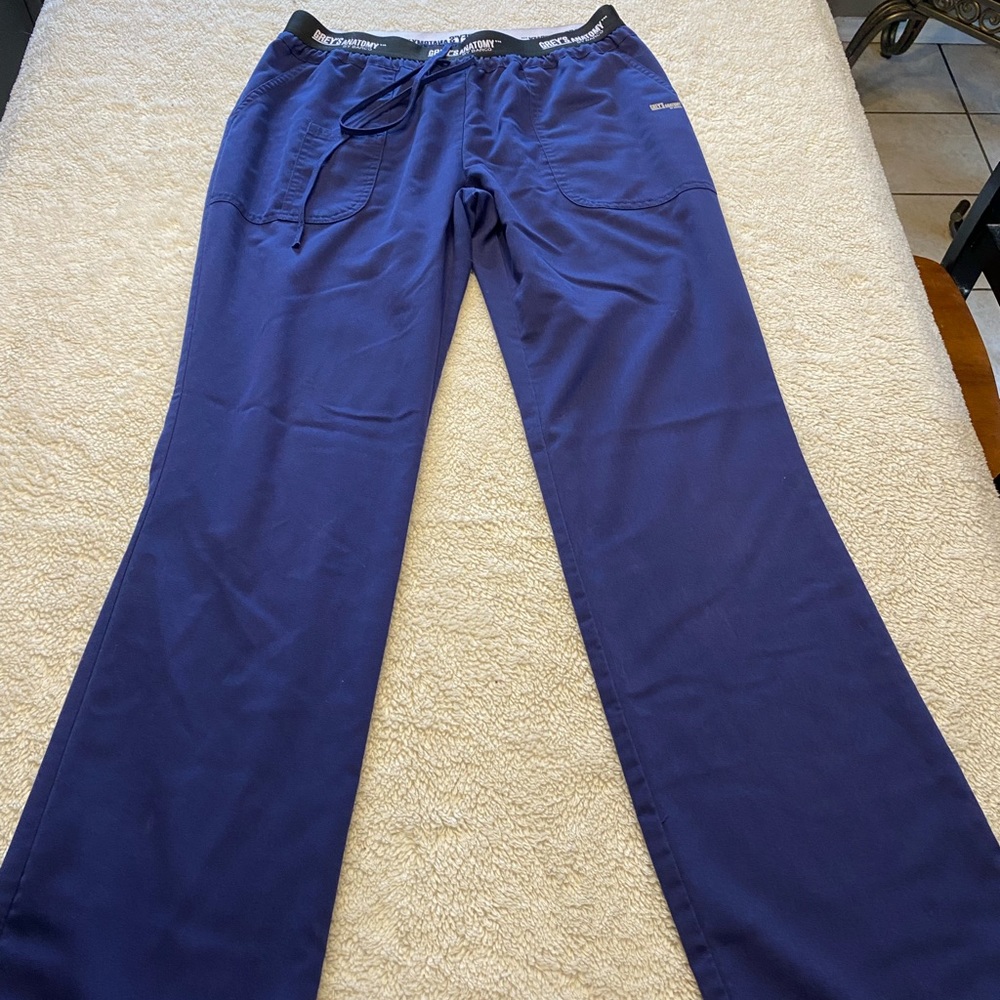 Grey’s Anatomy Scrub Pants. Navy Blue. Medium Tall